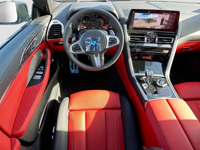 2026 BMW 8 Series — photo 17 view