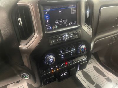 2023 Chevrolet Silverado 1500 — photo 14 view