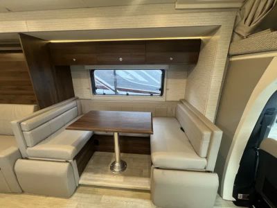 2025 Winnebago VIEW — photo 16 view
