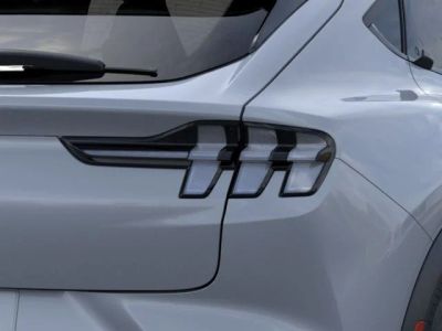 2026 Ford Mustang Mach-E - Photo 21