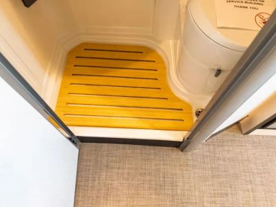 2027 Winnebago EKKO — photo 13 view