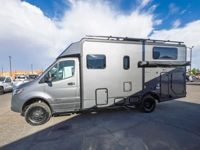 2027 Winnebago EKKO — photo 22 view