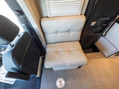2027 Winnebago EKKO — photo 9 view