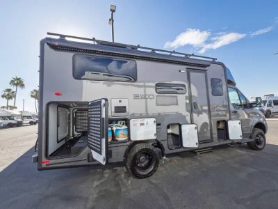 2027 Winnebago EKKO — photo 17 view