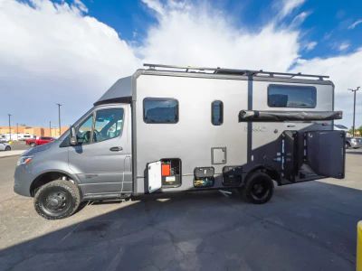 2027 Winnebago EKKO — photo 23 view