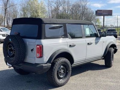 2026 Ford Bronco - Photo 3