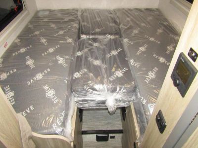 2026 Winnebago EKKO - Photo 9