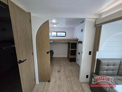 2026 Wildwood 29VBUD — photo 15 view