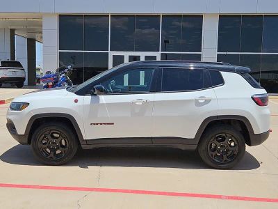 2023 Jeep Compass — side profile view