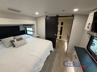 2026 Jayco Pinnacle - Photo 25