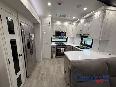 2026 Jayco Pinnacle - Photo 17