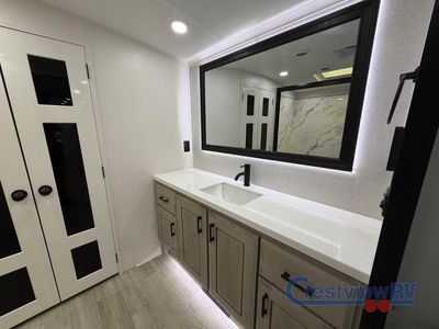 2026 Jayco Pinnacle - Photo 31