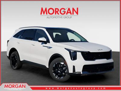 2026 Kia Sorento S in White — front three-quarter view
