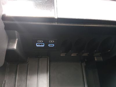 2023 Toyota Tundra 4WD - Photo 19