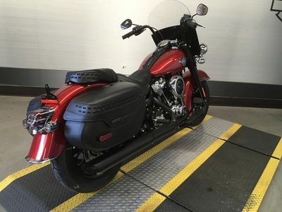 2026 Harley-Davidson FLHC - Heritage Classic - Photo 9