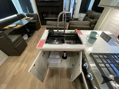 2026 Grand Design Influence - Photo 44