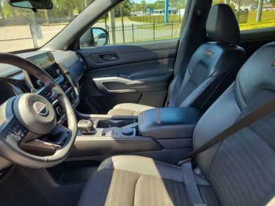 2024 Nissan Pathfinder — photo 12 view