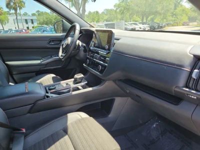 2024 Nissan Pathfinder — photo 33 view