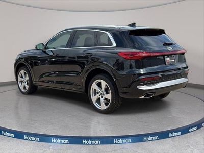 2025 Audi Q5 — interior view