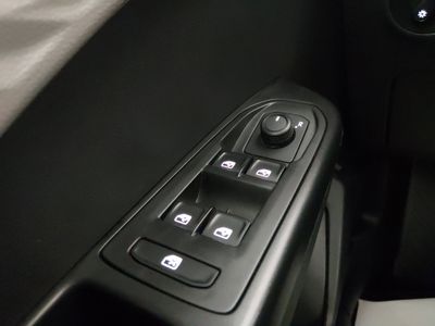 2024 Volkswagen Taos - Photo 21