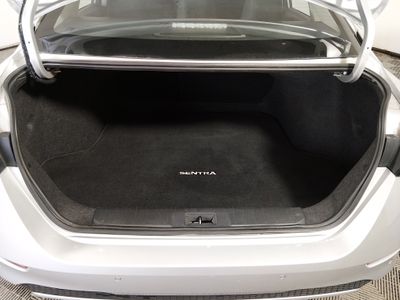 2023 Nissan Sentra - Photo 11