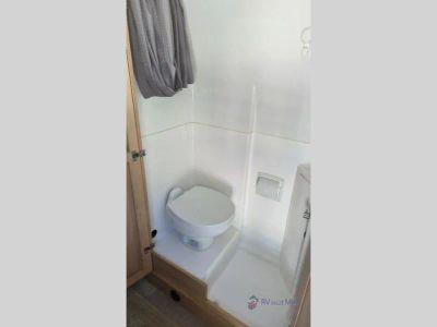 2024 Coachmen RV Nova — photo 14 view