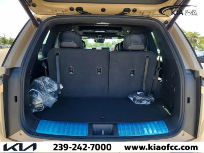 2027 Kia Telluride Hybrid — photo 11 view