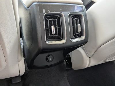 2026 Kia Sorento — photo 18 view