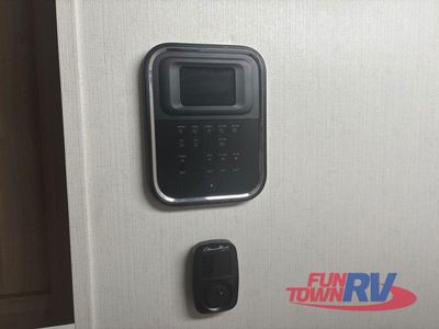 2026 KZ Durango - Photo 33