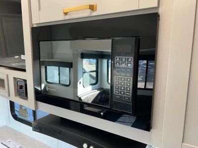 2027 Jayco SUNDANCE XLT — photo 12 view