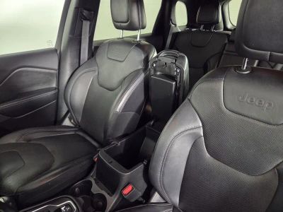 2019 Jeep Cherokee — photo 20 view