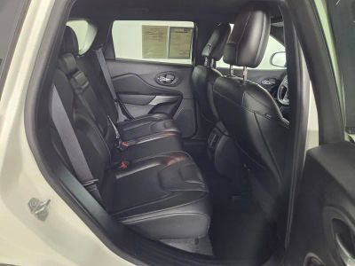 2019 Jeep Cherokee — photo 28 view