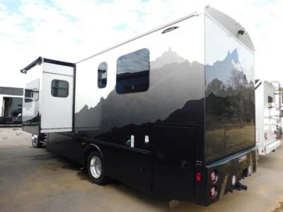 2025 Dynamax Isata 5 - Photo 3