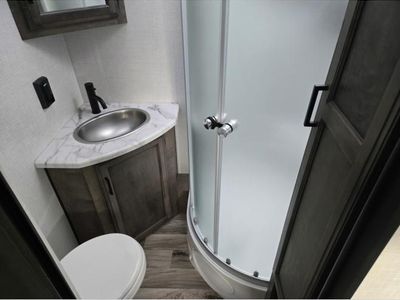 2023 Venture RV SportTrek - Photo 11