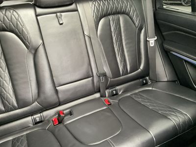 2023 BMW X5 — photo 9 view