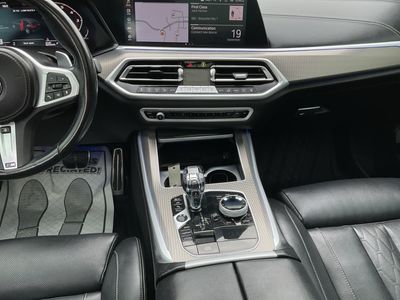 2023 BMW X5 — photo 8 view