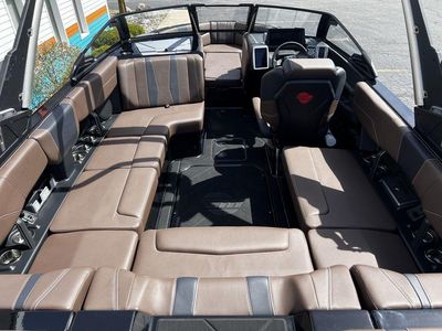2024 Malibu Boats 22 LSV - Photo 11