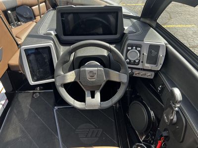 2024 Malibu Boats 22 LSV - Photo 16