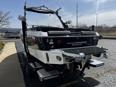 2024 Malibu Boats 22 LSV - Photo 6