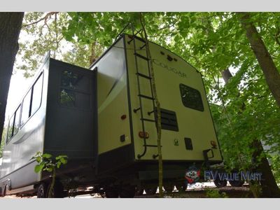 2019 Keystone RV Cougar Half-Ton Series - Photo 4