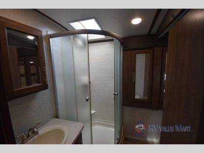 2019 Keystone RV Cougar Half-Ton Series - Photo 26