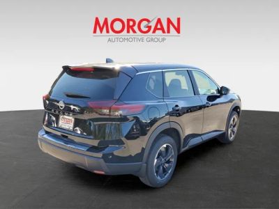 2026 Nissan Rogue — side profile view