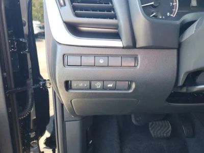 2026 Nissan Rogue — photo 10 view