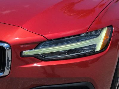 2019 Volvo S60 — photo 10 view