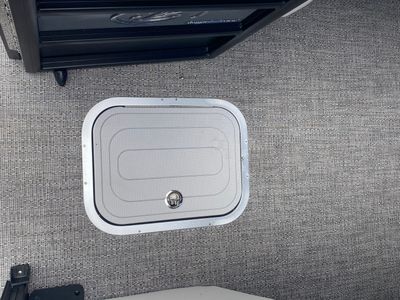 2025 Barletta Lusso L25U - Photo 10