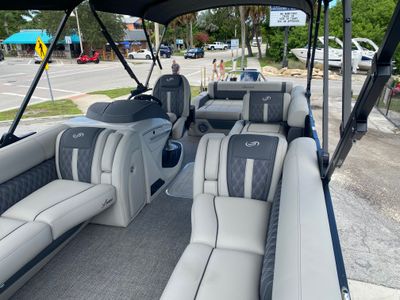 2025 Barletta Lusso L25U - Photo 14