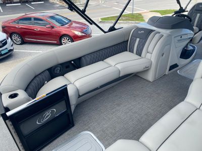 2025 Barletta Lusso L25U - Photo 13