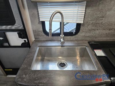 2022 Winnebago Industries Towables Micro Minnie - Photo 16