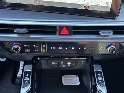 2026 Kia Sorento Plug-In Hybrid — photo 19 view