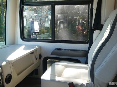 2024 Thor Motor Coach Palazzo - Photo 12